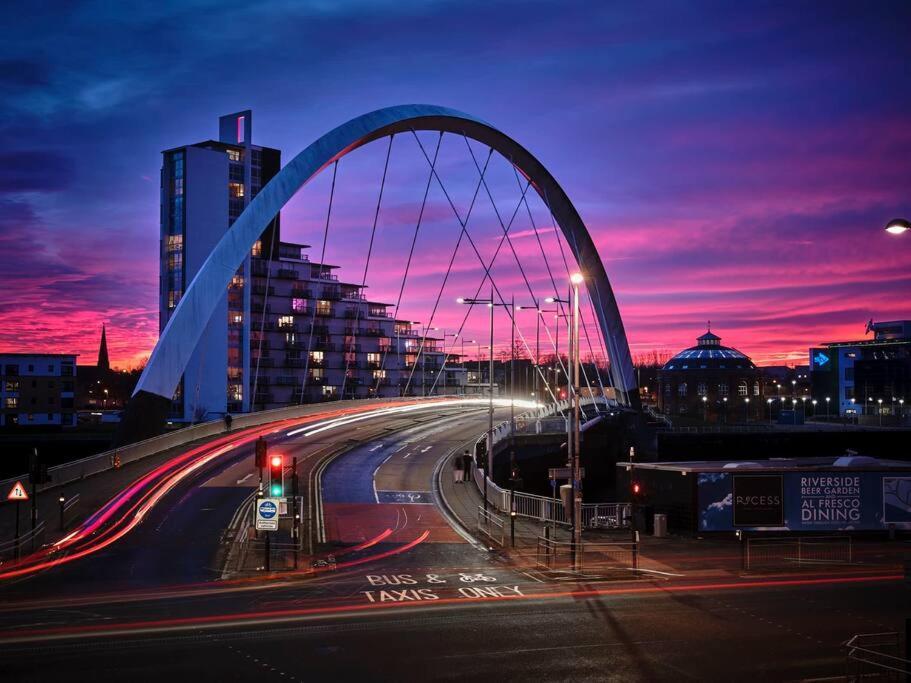 Glasgow, Finnieston Luxury 2 Bed With Parking, E-check In, Hi-fi Apartamento